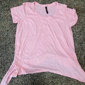 Light pink short sleeve torrid shirt
